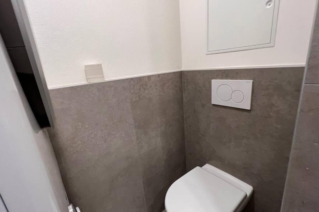 2 Room Apartment, New Building, Bosakova Street, 28 Bratislava Exterior photo